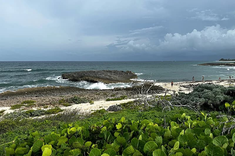 Weather building over the Atlantic side — watching the horizon before Whale Cay